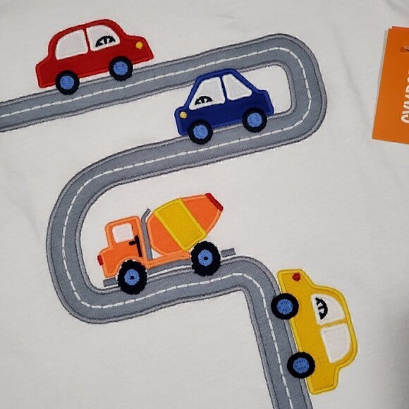 Gymboree T-Shirts Bundle of Two Travel Adventures Collection - Picture 9 of 10
